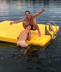 the friend showing his ass 5eaef7c24e342.jpg