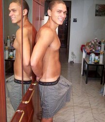 guys with hidden erection 5ebdb0a155055.jpg