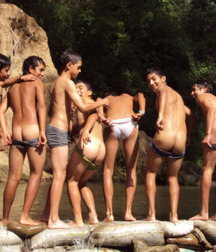 young straight asses 5ebdb119a4009.jpg