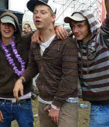 funny guys 5ebdb225ad18d.jpg