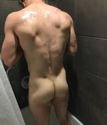 I watch your ass in the shower 5ec19151b479a.jpg
