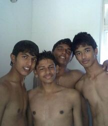 shower in the gym 5ed16192d9182.jpg