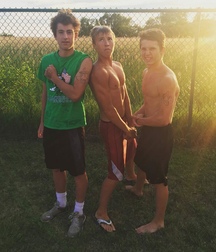 Friends twink tube happy boys 619ff5400bd75.jpeg