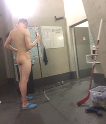 Another day in tre Locker room gay porn 61a3316baf595.jpeg