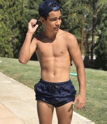 Very nice boys twink boy tube shirtless 61b491b91f499.jpeg