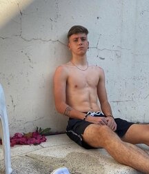Very nice boys twink boy tube shirtless 61b491ca9b086.jpeg