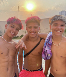 Many friends twink tube straight boys 61b57972786d2.jpeg