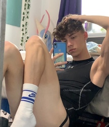 Selfie sexy mirror boys gay porn 61c22f7caa9c4.jpeg