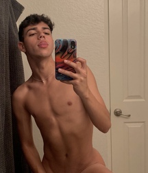 Selfie sexy mirror boys gay porn 61c22f7eb665f.jpeg