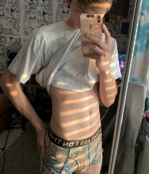 Selfie sexy mirror boys gay porn 61c22f84be782.jpeg