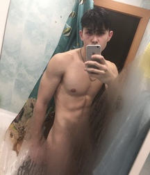 Selfie sexy mirror boys gay porn 61c22f892eac6.jpeg