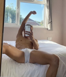 Selfie sexy mirror boys gay porn 61c22f8eed910.jpeg
