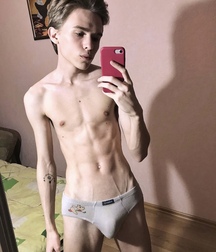 Selfie sexy mirror boys gay porn 61c22f92cb6a7.jpeg