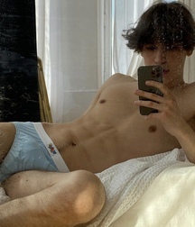 Selfie sexy mirror boys gay porn 61c22fb0c0884.jpeg