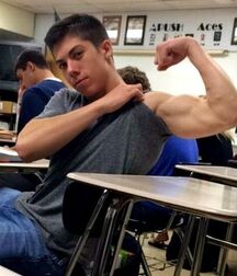Powerful bicips jock twink tube 61c36a4cb8780.jpeg