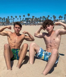 Powerful bicips jock twink tube 61c36a5ca1a0b.jpeg