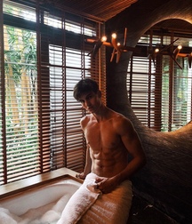 Boys with the towel hidden twink tube 61d3fff312e70.jpeg