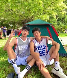 Two good friends twink tube buddies