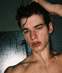 Shower twink tube boys wet splash 61f968cbe2365.jpeg