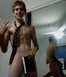Hidden behind straight boys porn 62000a2524880.jpeg