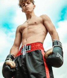 Young warriors ripped twink tube boys fight