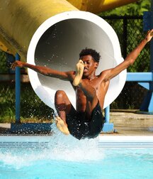 I feel like summer twink tube shirtless 6213d6f00166f.jpeg