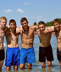 I feel like summer twink tube shirtless 6213d718a219f.jpeg