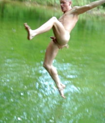 Dip in tre water twink porn 62167966a6350.jpeg