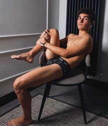 Hot boys summer bodies twink tube 621dbf56b0b58.jpeg
