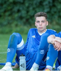 Young footballers Twink Tube Sports Boys 6224ca2fbca32.jpeg