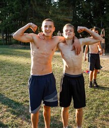Strong boys twink tube jock shirtless flex 6228eb879b2ee.jpeg
