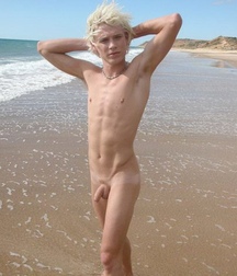 Boys outdoors porn wild college sun kissed 6231b5b10e223.jpeg