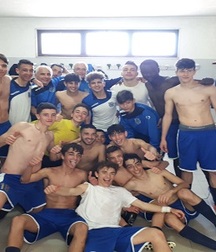 Soccer team celebrate twink tube  623754564e21f.jpeg