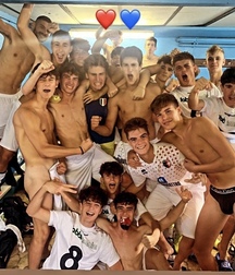 Soccer team celebrate twink tube  6237547946737.jpeg