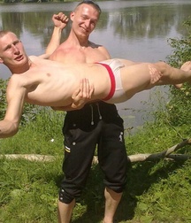 I lift you up 62512bf4f21d2.jpeg
