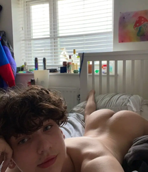 Boys lying  naked open twink porn 625c06a94b9bc.png