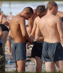 Soldiers built twink guys fun tube 625c07b47b09d.jpeg