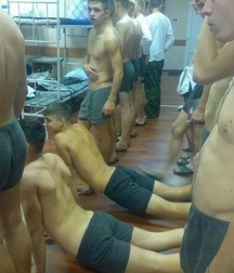 Soldiers built twink guys fun tube 625c07cb02864.jpeg