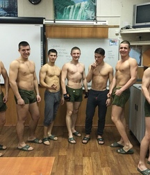 Soldiers built twink guys fun tube 625c07d392312.jpeg