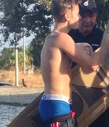 Pull up your pants twink tube public 626bfe8a11033.jpeg