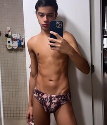 Selfie Nude Snap Boys Gay Porn 627391fc41df8.jpeg