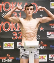 Sexy guy flex preform public twink tube 627d6d255a382.jpeg