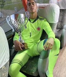 WINNERS BOYS SPORTS TWINKJ TUBE BEST 628ae06f6fac1.jpeg