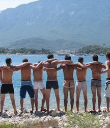 Group photo with surprise twink tube fun 628d19d2d6c3b.jpeg