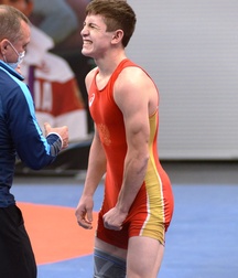 Sexy sport guys flex twinks athletic best 629f6dd10694f.jpeg