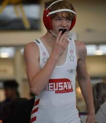 Sport jocks public wrestlers boys porn 62e038ff9d2c2.jpeg