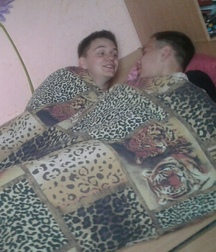  in bed with friends twink tube cute fun 62e6d5671c1bc.jpeg