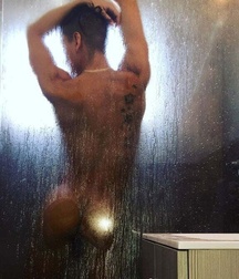 In shower glass twink tube tube 62e6d7ff5a30e.jpeg