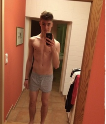 Selfie in underwear twink porn sexy 62f5084c816f5.jpeg