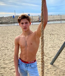 Sexy armpits guys flex twink tube stretch boys 62f6778ac05d0.jpeg